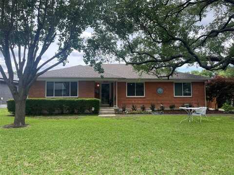 8318 Banquo Drive, Dallas, TX 75228
