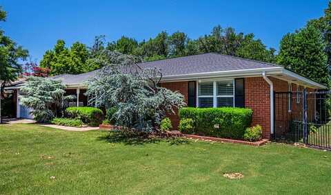 427 Foreman Avenue, Norman, OK 73069