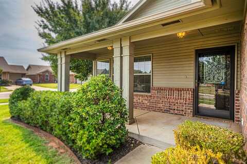 2702 Sharpish Way, Norman, OK 73069