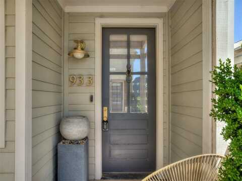 933 Pedalers Lane, Oklahoma City, OK 73108