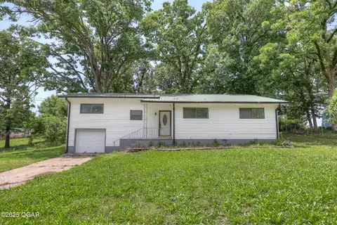 4505 Circle Drive, Joplin, MO 64804
