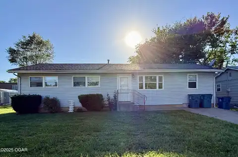 1002 Shartel Drive, Neosho, MO 64850