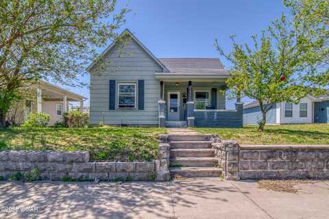 2212 S Joplin Avenue, Joplin, MO 64804