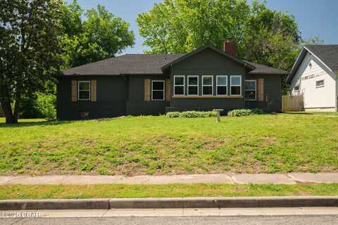 2716 E 14th Street, Joplin, MO 64801