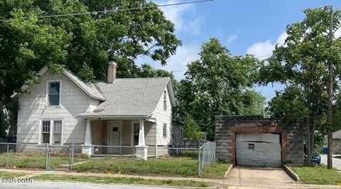 911 W 2nd Street, Joplin, MO 64801