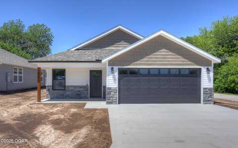 520 Harrison Street, Carterville, MO 64835
