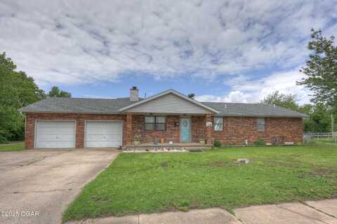 610 N Madison Street, Webb City, MO 64870