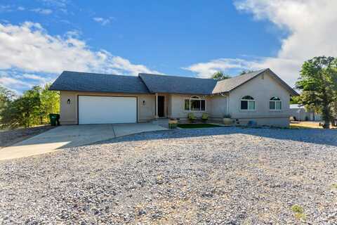 10844 Green Oaks Lane, Redding, CA 96003