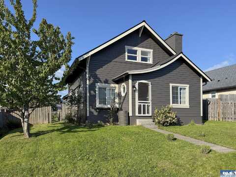 814 W Fifth Street, Port Angeles, WA 98362