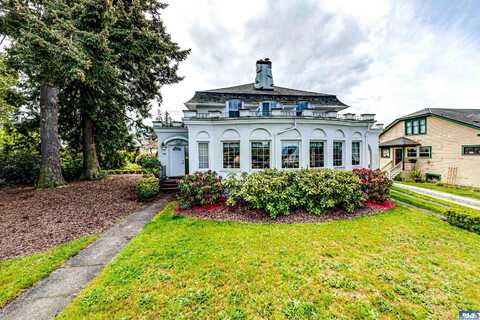 1324 E 2nd Street, Port Angeles, WA 98362