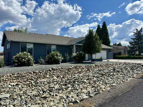 7921 E Las Palmas Drive, Prescott Valley, AZ 86314