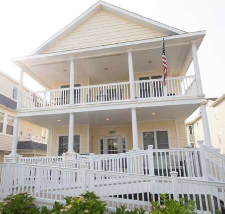 625 Ocean Ave, Ocean City, NJ 08226