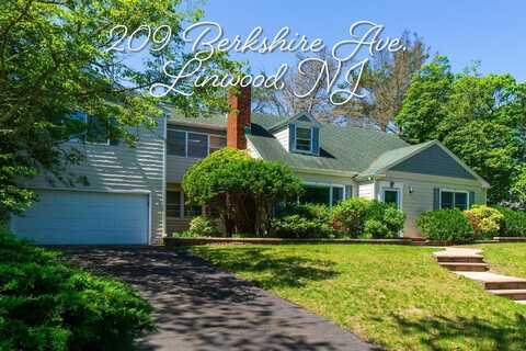 209 Berkshire Ave, Linwood, NJ 08221