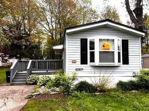 50 Ryefield dr, Old Orchard Beach, ME 04064