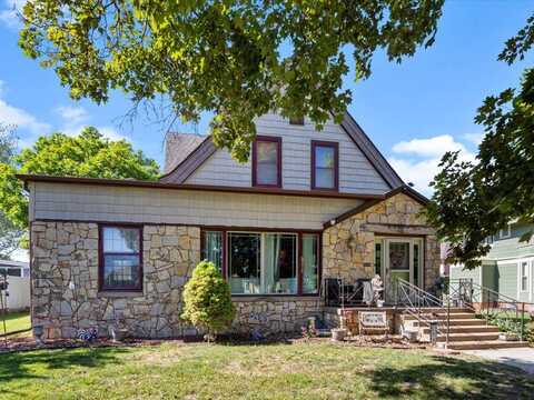 702 7th Ave, Shenandoah, IA 51601