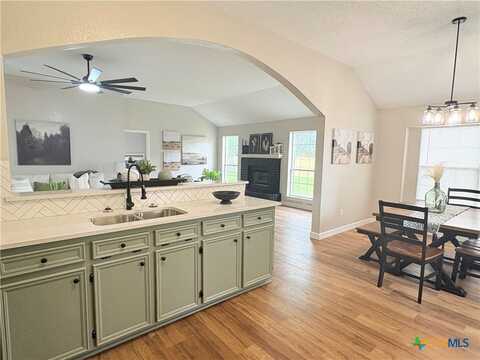 421 Arapaho Drive, Harker Heights, TX 76548