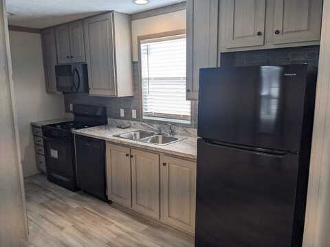 300 Forrest Ave., Springfield, IL 62702