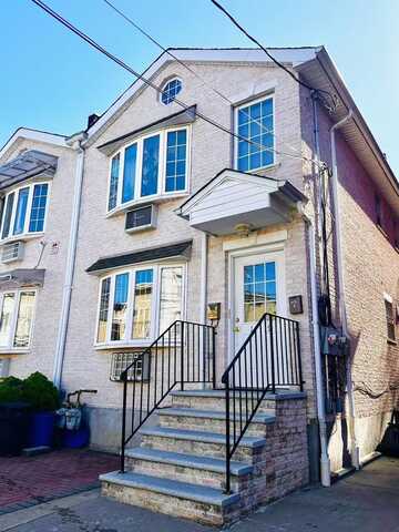 14-19 118 St, College point, NY 11356