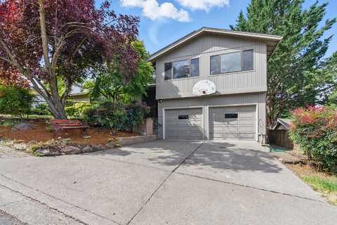 516 Amerman Drive, Phoenix, OR 97535