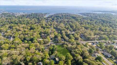 115 BAY AVE E, Hampton Bays, NY 11946