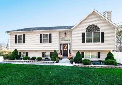 565 Shawanga Lodge Rd, Bloomingburg, NY 12721