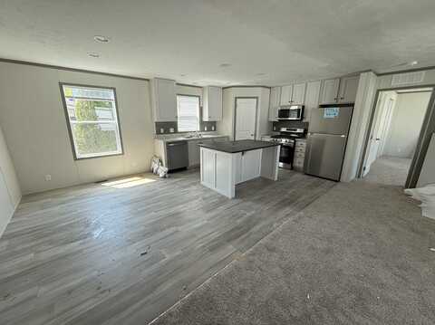 57702 Hanover Rd, Washington, MI 48094