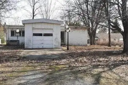 160 Parker Ave, Alpena, MI 49707