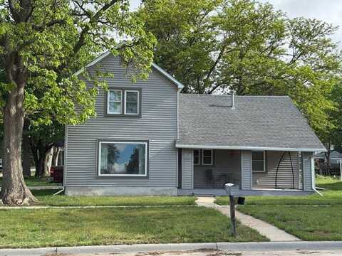 302 E 6th Street, Neligh, NE 68756