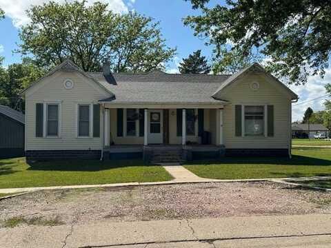 610 P Street, Neligh, NE 68756