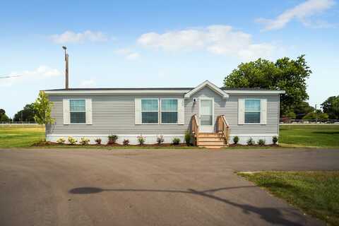 121 Kate St, Boyne City, MI 49712