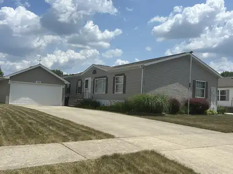 168 Hibiscus Cir., Matteson, IL 60443