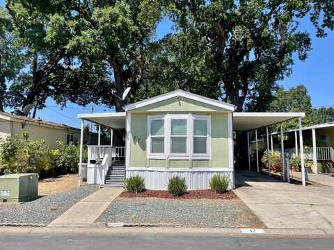 1399 Sacramento Ave #17, West Sacramento, CA 95605