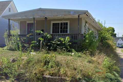 151 Logan St, Circleville, OH 43113