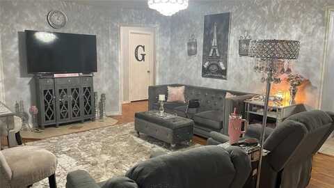800 E Washington Street, Tecumseh, OK 74873