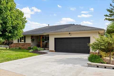 223 RIDGEWOOD Drive, COUNCIL BLUFFS, IA 51503