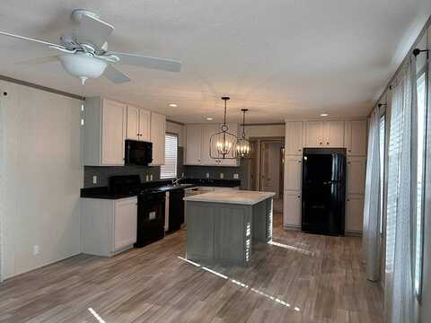 108 Woodmoor Court, Leavenworth, KS 66048
