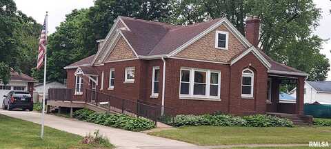 303 WALNUT Street, New Windsor, IL 61465