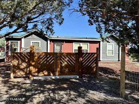 934 Cedar Street, Ash Fork, AZ 86320