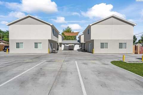 1006 Adams St, Richland, WA 99352