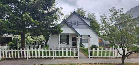 405 E Park St, Dayton, WA 99328