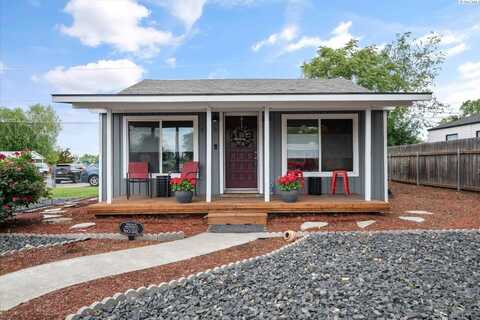 518 Wright Avenue, Richland, WA 99352