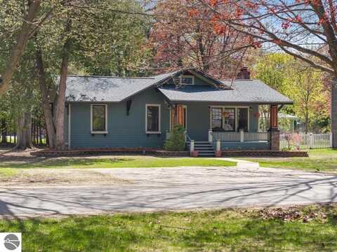 204 Elm Street, Charlevoix, MI 49720