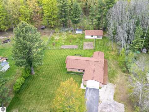5121 Bunker Hill Road, Williamsburg, MI 49690