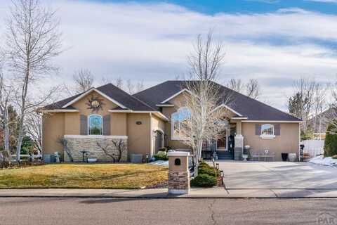 1700 Aquila Dr, Pueblo, CO 81008