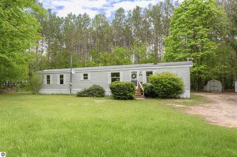 2787 E Ironwood Drive, Traverse City, MI 49685