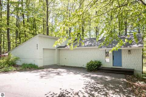 4054 S Scenic View Drive, Suttons Bay, MI 49682