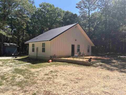46 Caswell Dr, Defuniak Springs, FL 32435