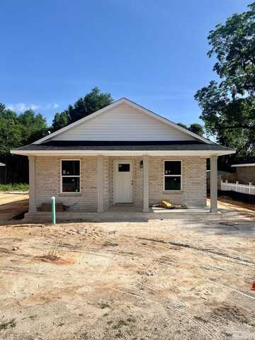 6760 North Ave, Milton, FL 32570