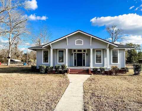 7630 Jefferson Ave, Century, FL 32535
