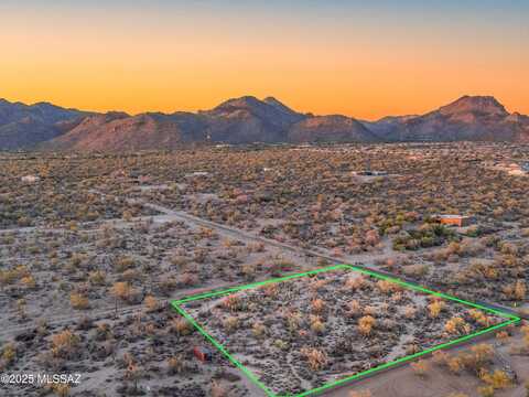 13275 N Sandra Road, Marana, AZ 85658